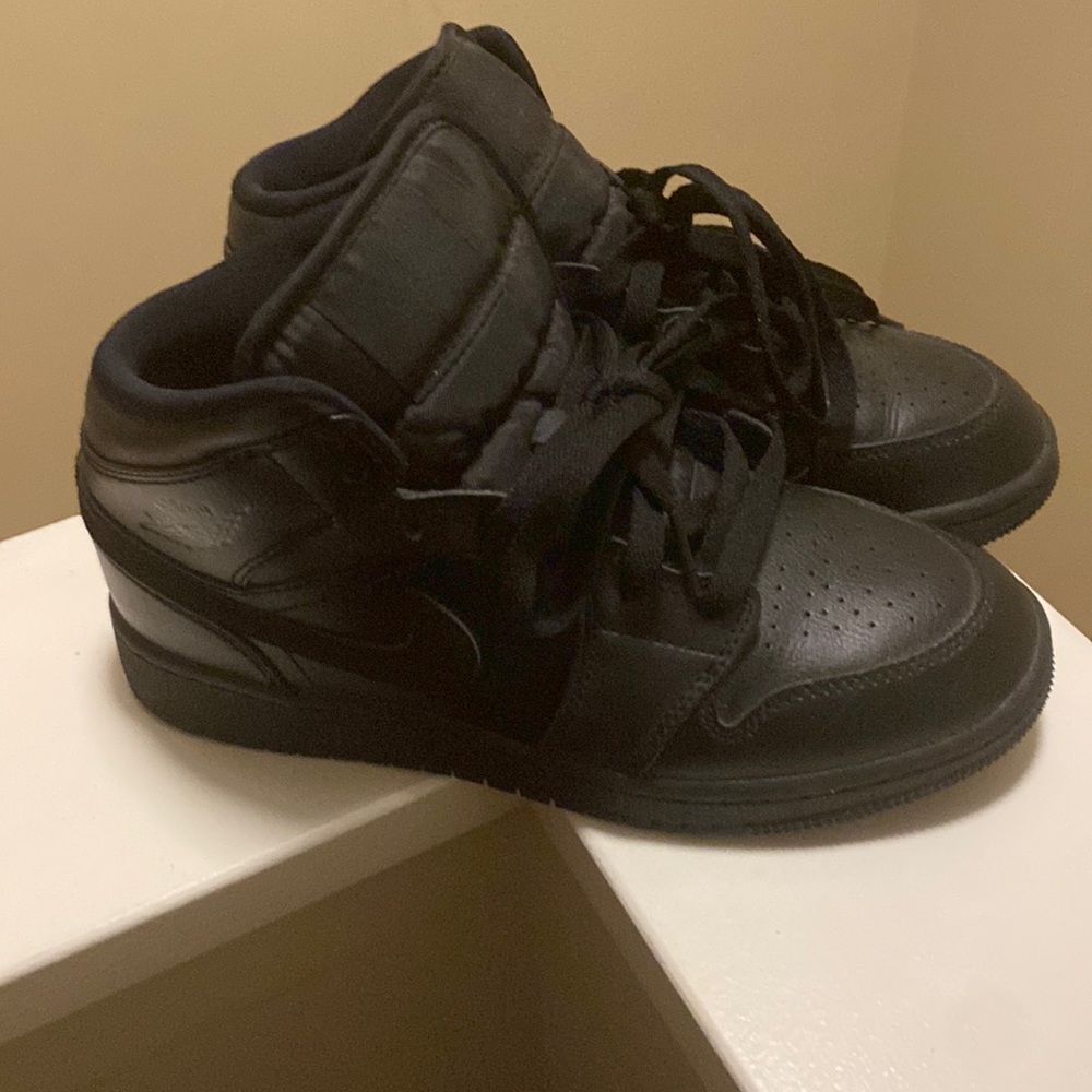 Boys Nike sneakers